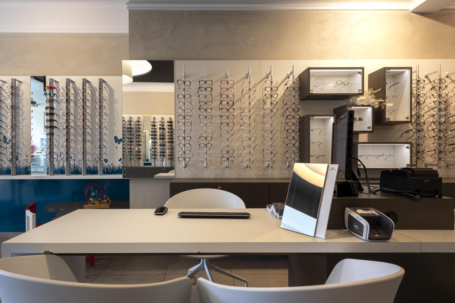 Touis Optique opticien situé à Schaerbeek